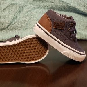 Toddler Vans Half-cab